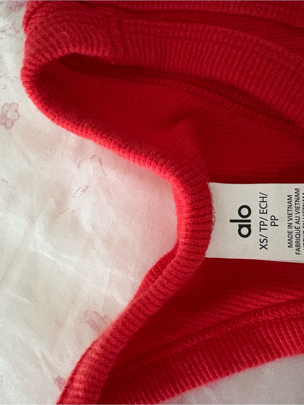ALO Yoga Red Ribbed Crop Tank and Skort Set - Picture 2 of 6